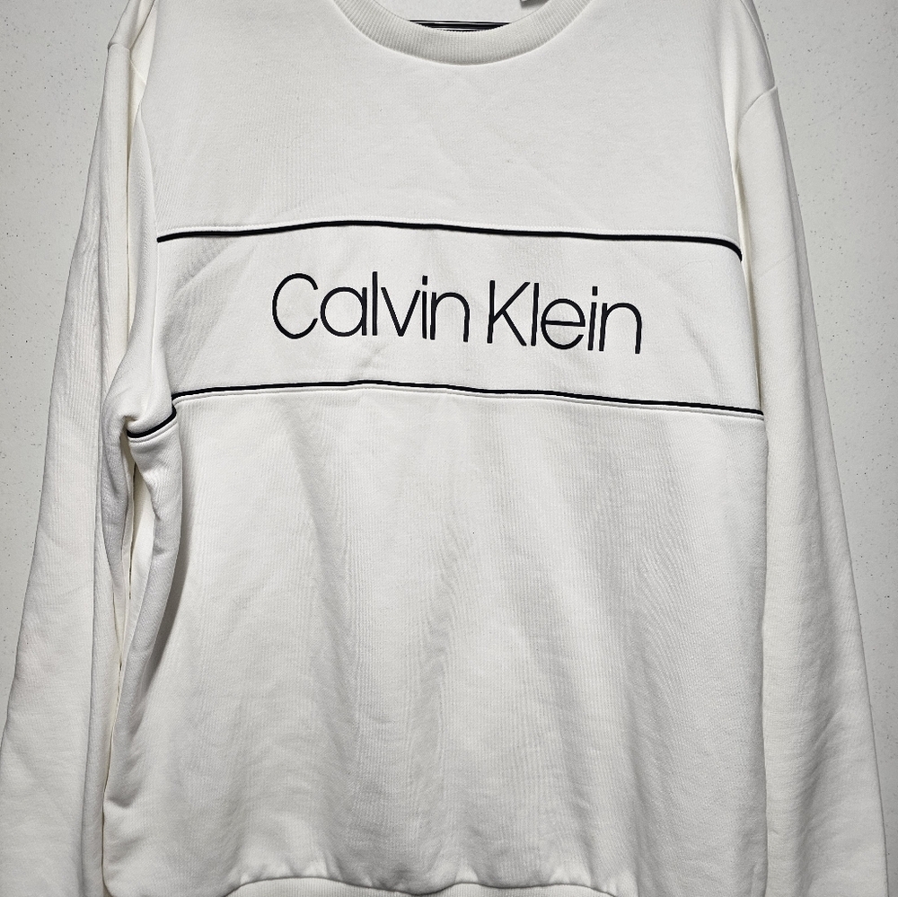 Calvin Klein sweatshirt